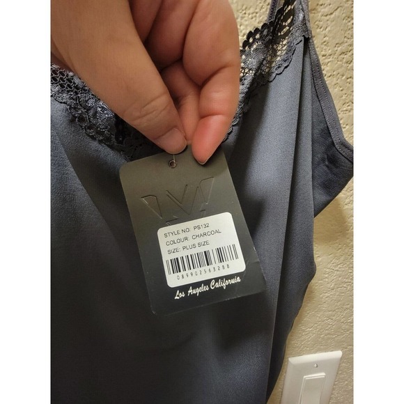 NWT White Mark Charcoal Cami Top with Lace Detail Plus Size - Picture 4 of 5